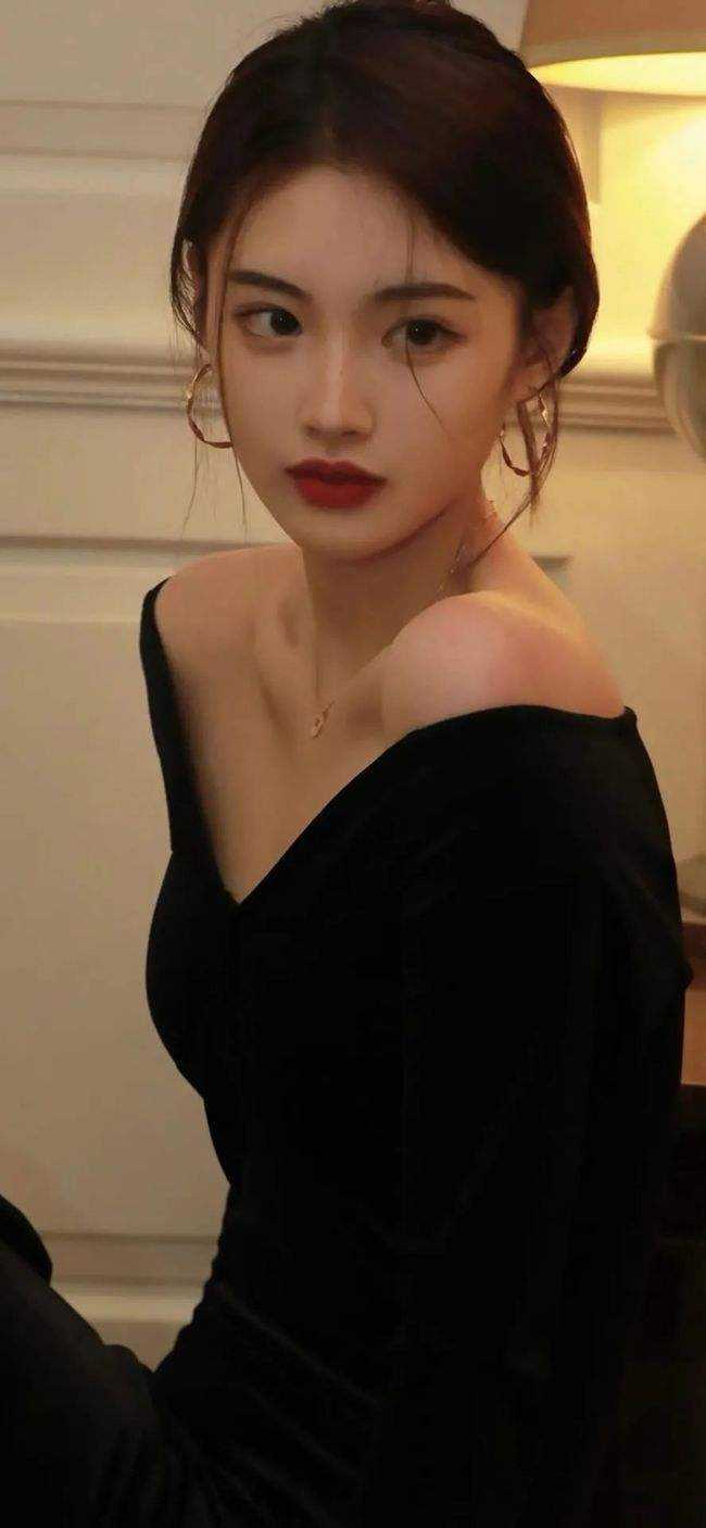 被夺身份后,真千金进>