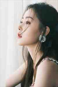 畅销巨著狂龙出山：绝美未婚妻