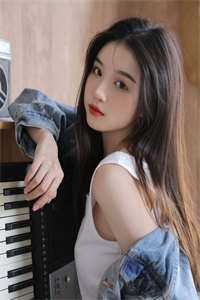 穿成炮灰后，我被反派夫人拉黑了全文完结
