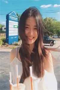 逃离主角团，她成了反派屋中娇全集小说推荐