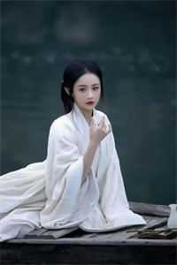 拒绝校花，系统帮我站在世界之巅