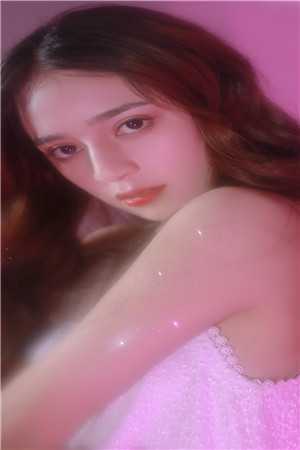 穿成短命女配，她逆袭成团宠畅读精品
