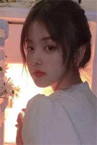 精品全篇成了四个大佬的恶毒亲娘后，她洗白了