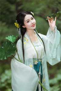 师姐可盐可软，她只想救世飞升全文版