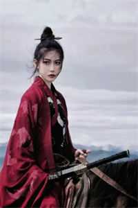三国：开局被塞美人，这主公值刘禅刘善