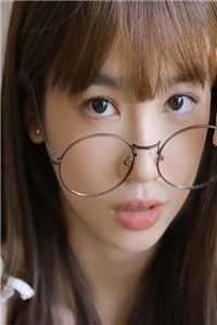 高质量小说被祖龙偷听心声后，她成了大秦吉祥物