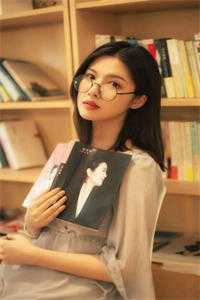 小乖乖腰酸背痛,强制爱总裁是疯批精选篇章阅读