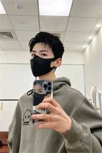 全民末世挖宝：我有九万亿复活币苏北傻妞