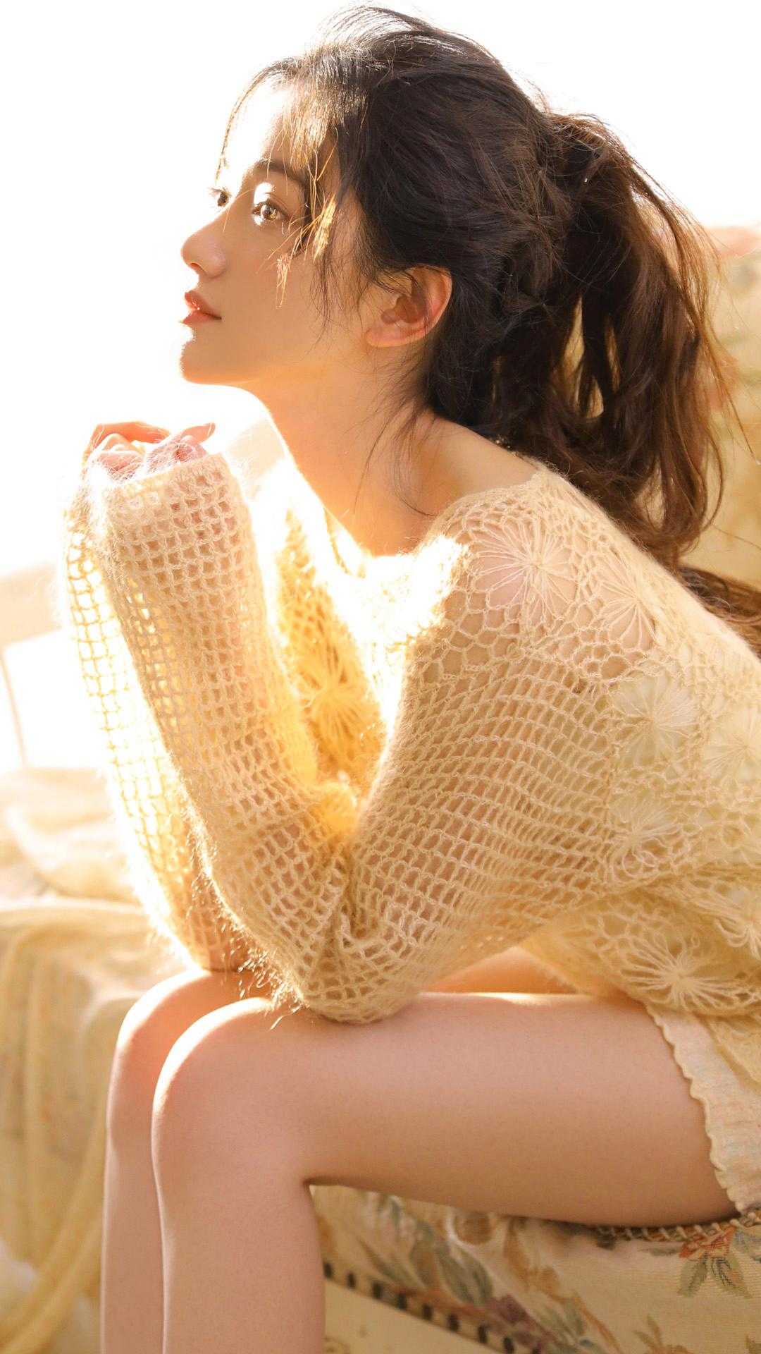 九年后，疯批大佬跪着追妻小说