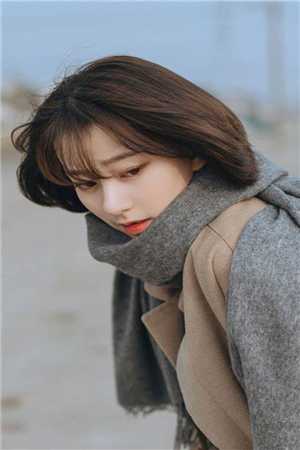 召唤百万大军，女帝给我削苹果精品文