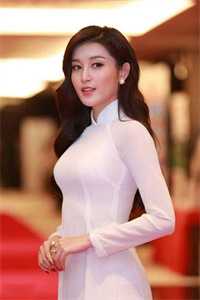倾城太子妃：今天又被太子追着跑