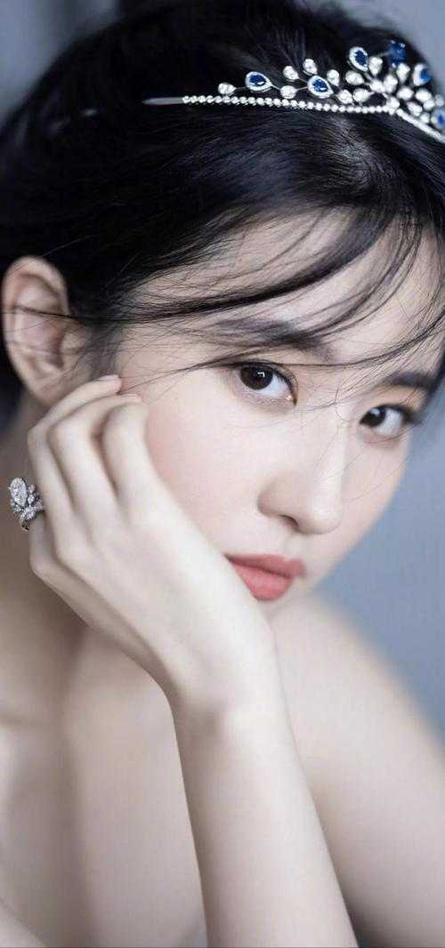 阅读全集救了偏执王爷后，他非要以身相许