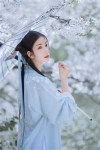 八零：我被退役军官宠上天叶立轩李如梦