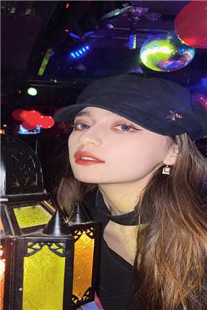 热搜！优秀儿子和他的懒惰老妈精品小说