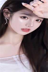 精修版男妖孽！性感超模在线撩