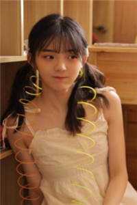 畅销书籍骗子女友