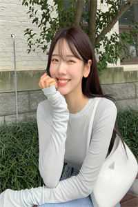 退婚世子后，她改嫁朝中摄政王全文