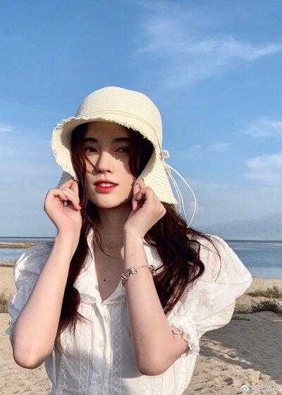 完整作品获财富，抱美人，富豪奶爸他事女儿奴