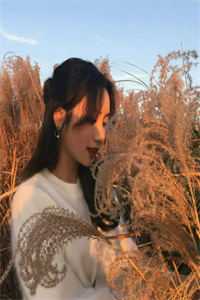 榜一大姐没钱后，天降神豪系统