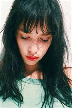 抠门版神豪：男主播的榜一大姐余娇