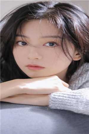 畅销小说猪友一堆，红颜无数，这叫年少有为