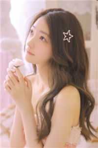 长篇小说活成前任白月光后，她桃花朵朵开