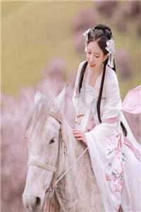 全本小说阅读活成前任白月光后，她桃花朵朵开