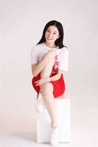 我男的，假扮女星演出，火了全章节