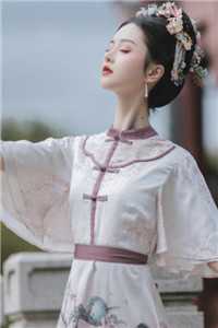 叫你求生，你竟然抱着校花开养殖场？精品推荐