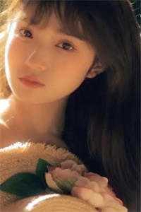 完整文本阅读带着女儿入宫后，她成了宫斗冠军