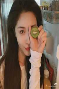 校花表白后，青梅后悔哭了完结版