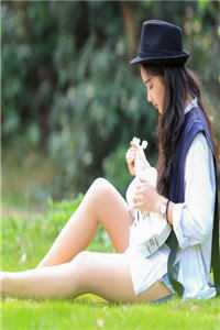 穿成炮灰女主后，引诱了疯批暴君全文