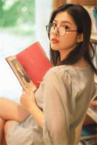 我和我爸小三的女儿互换了身体秦瑶郑言:番外+无删减版