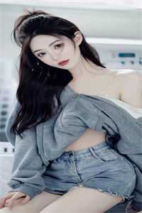 重生后，我是娱乐圈最毒女配郝爱璇叶辞全文+番茄