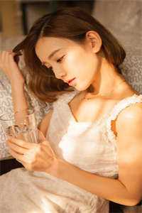 穿成女配输血包？姐跳出剧情自己过结局+后续