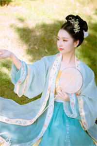 穿越后，王妃非要拿白莲花剧本云劲松风肆野全文免费