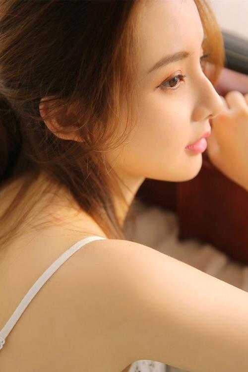 重生后，撩拨醋精小男友尹满月谢妄全文