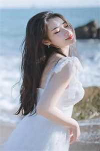 穿越后，王妃非要拿白莲花剧本完结+番外