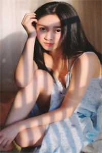 影后老婆领奖时，女儿和我身死的新闻冲上了热搜C400无删减全文