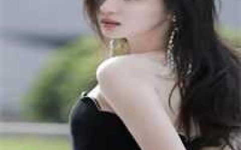 签到变强：我被五个校花女儿曝光了身份