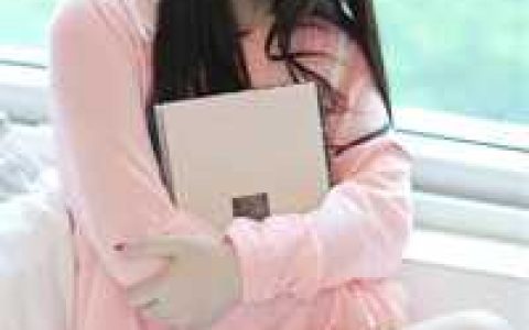 毕业发老婆，我成了前女友她爸爸