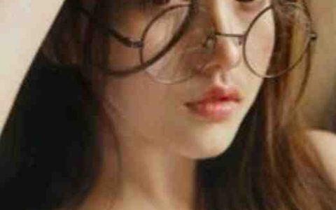 毕业发老婆，我成了前女友她爸爸