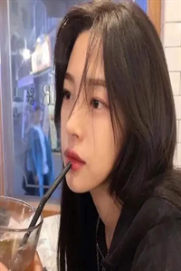 重生80：刚退婚就被女大学生盯上了