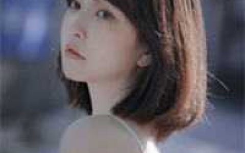 两张结婚照