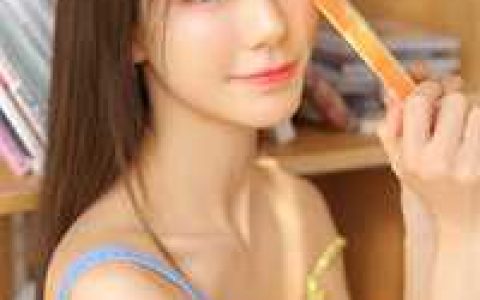 离婚后和美女总裁同居，前妻你急什么？