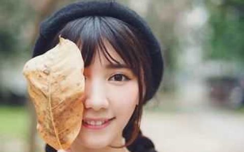 举报继父下乡后，病弱女配赢麻了